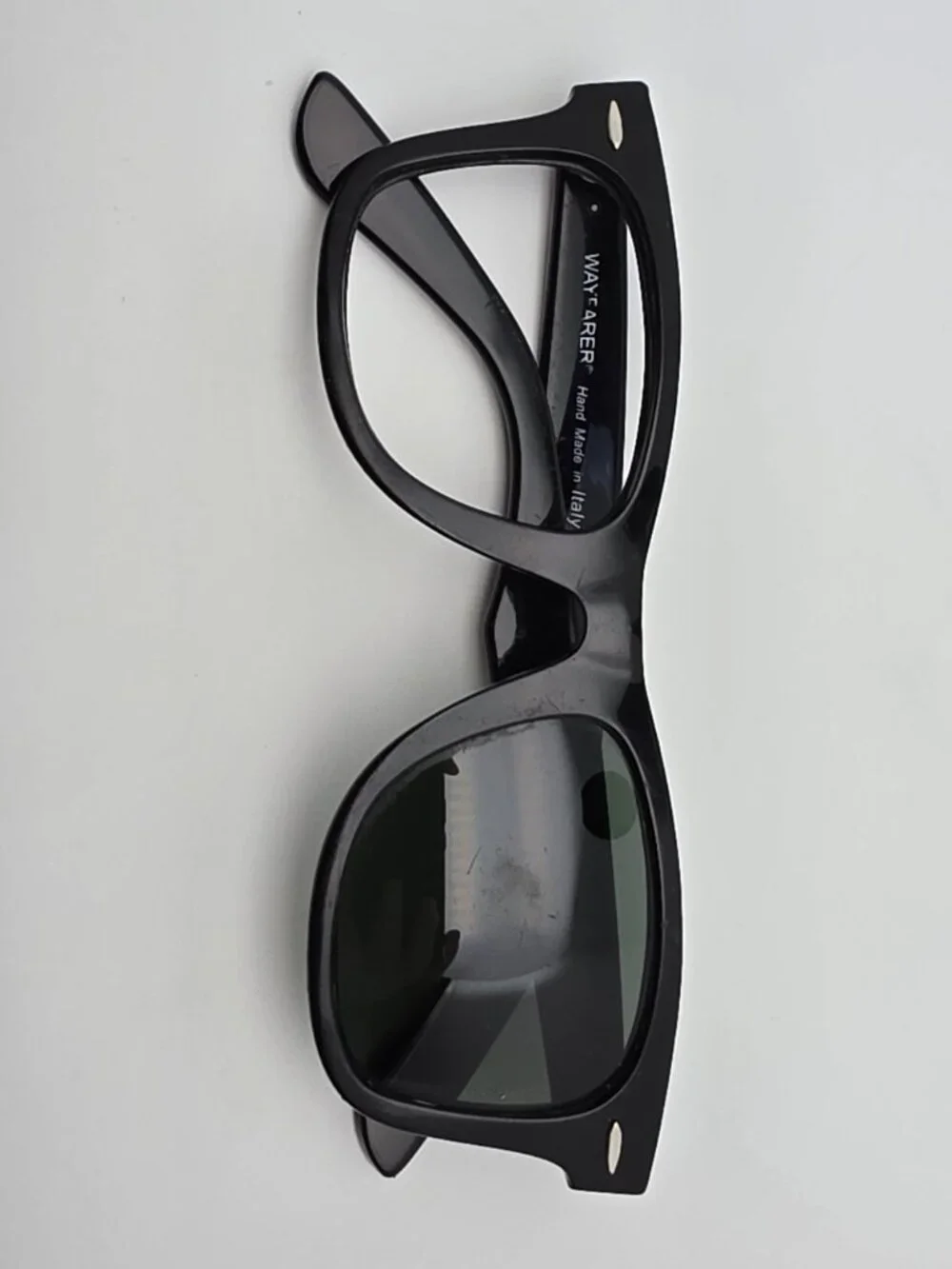 Ray-Ban RB2140 901 Wayfarer Black Frame G-15 Green Glass Lens Sunglasses w/ Case